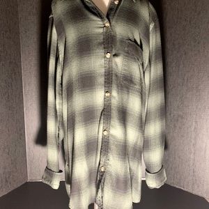 American Eagle Long Sleeve Flannel- Boyfriend Fit